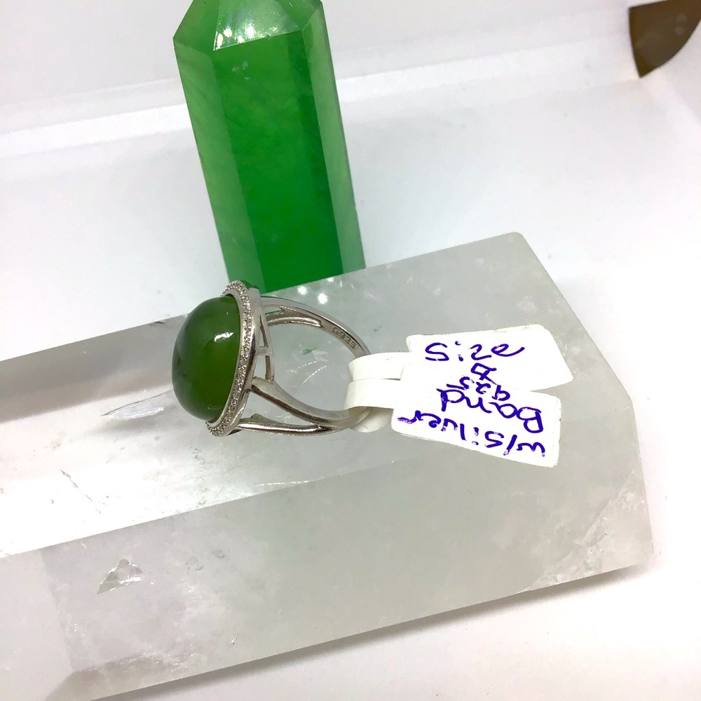 Jade ring